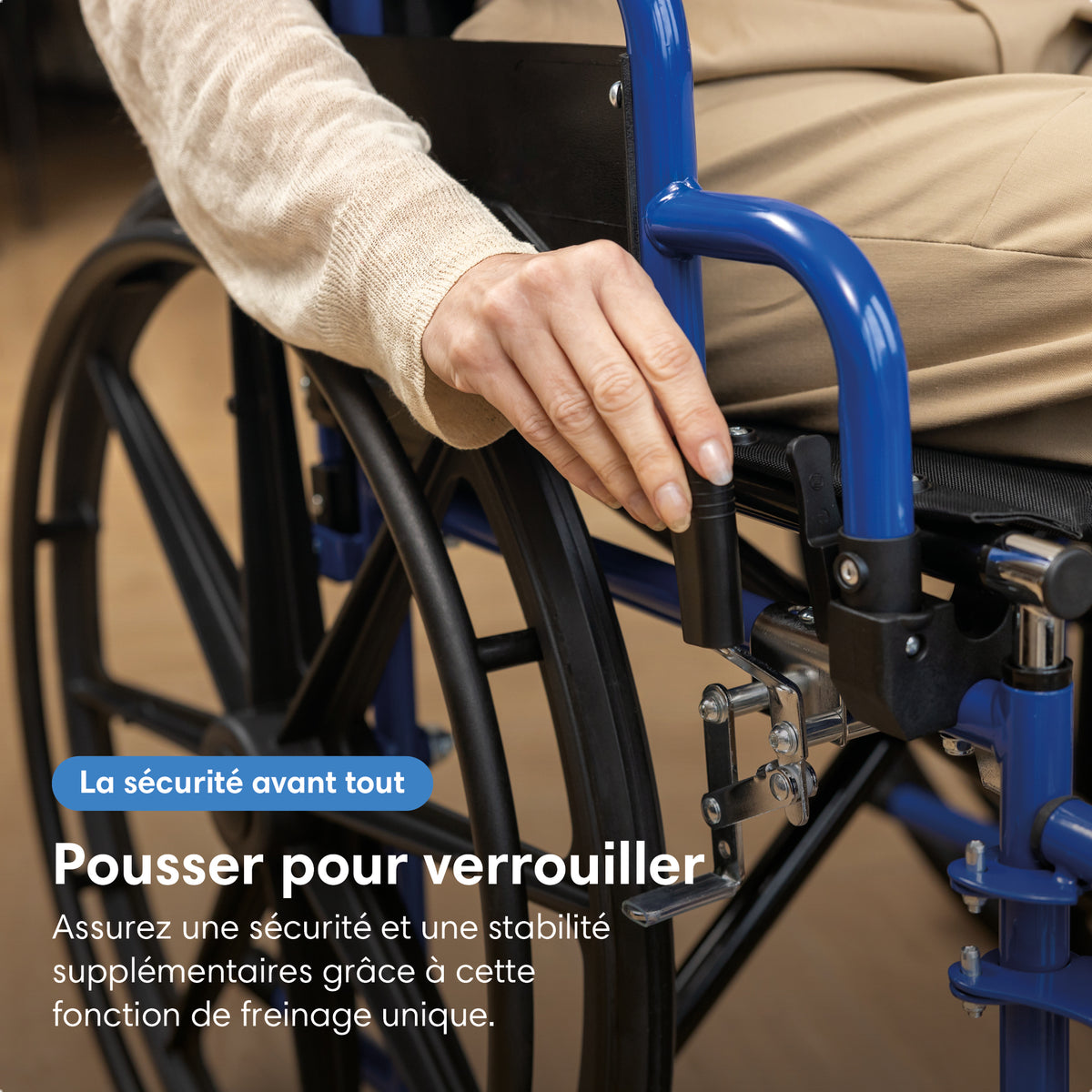 Fauteuil roulant - léger et pliable