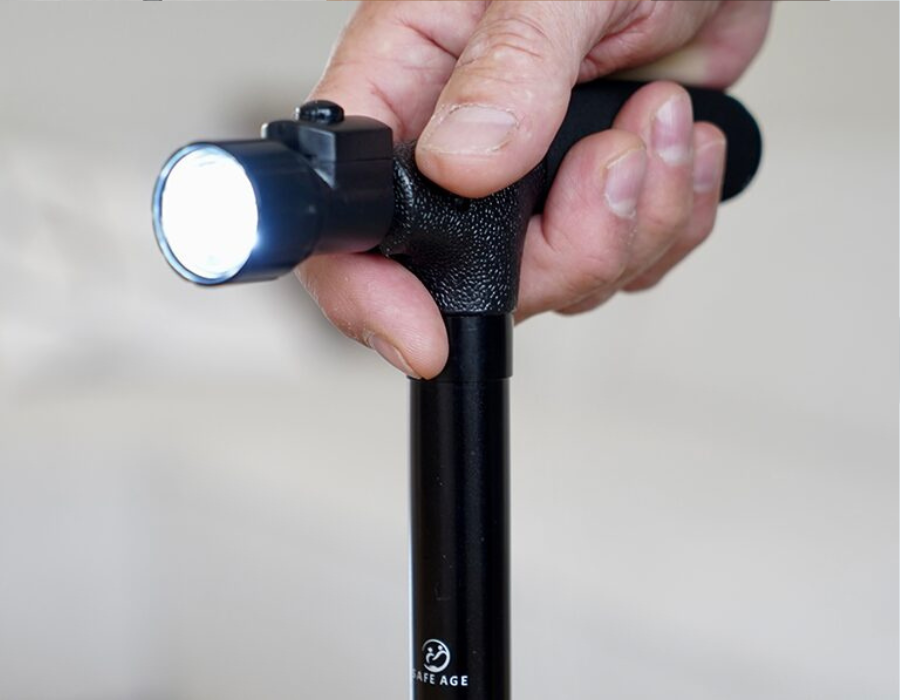 Eingebaute LED-Beleuchtung (Batterien inklusive)